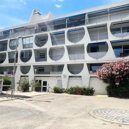 Le Vintage, Clim, Wifi, Terrasse, 3 Min Du Port Prosconciergerie Apartment *
